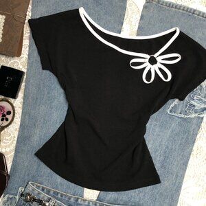 Original White Floral Cutout Black Short Sleeve T-Shirt Women